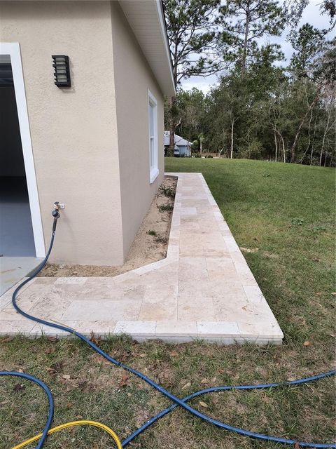 A home in DUNNELLON