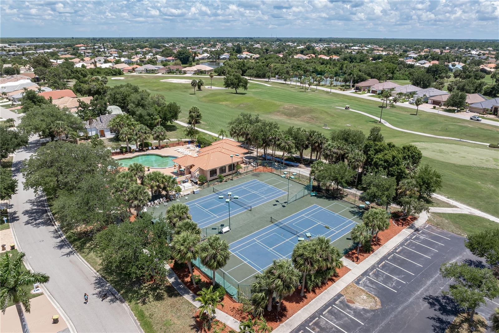 SEMINOLE LAKES PH 01 - Residential