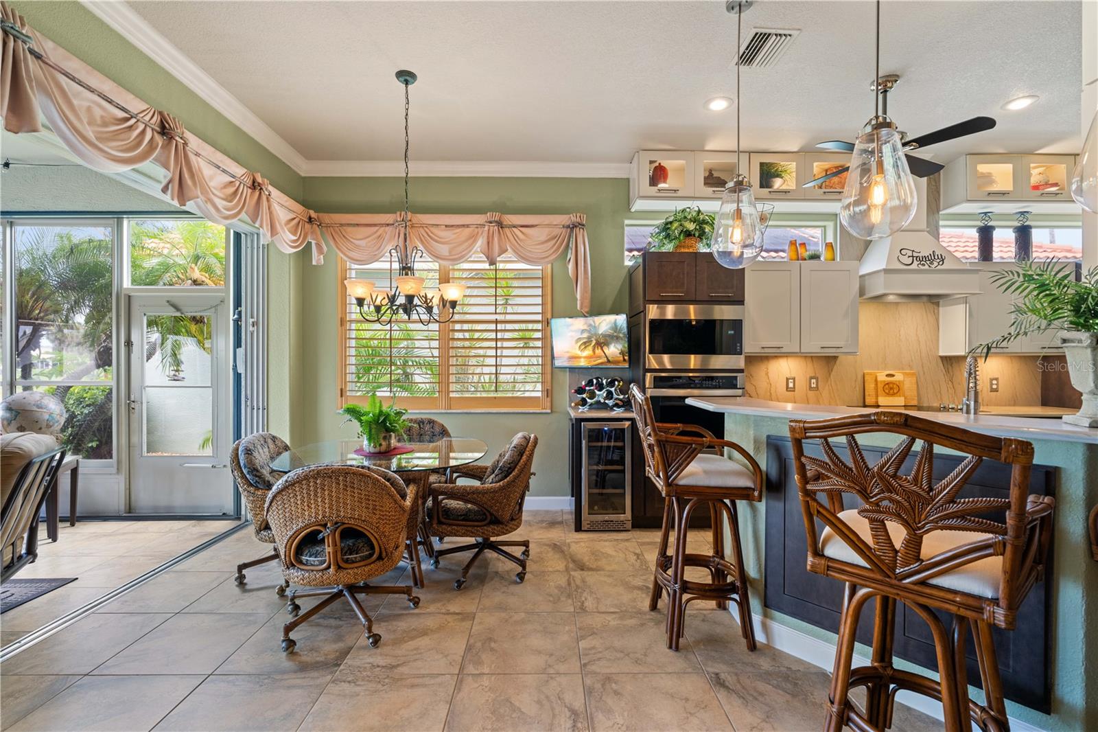 SEMINOLE LAKES PH 01 - Residential