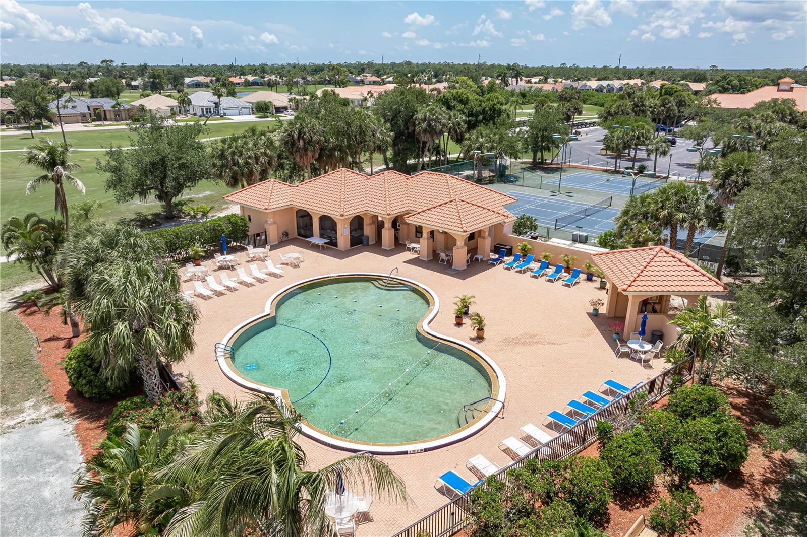 SEMINOLE LAKES PH 01 - Residential