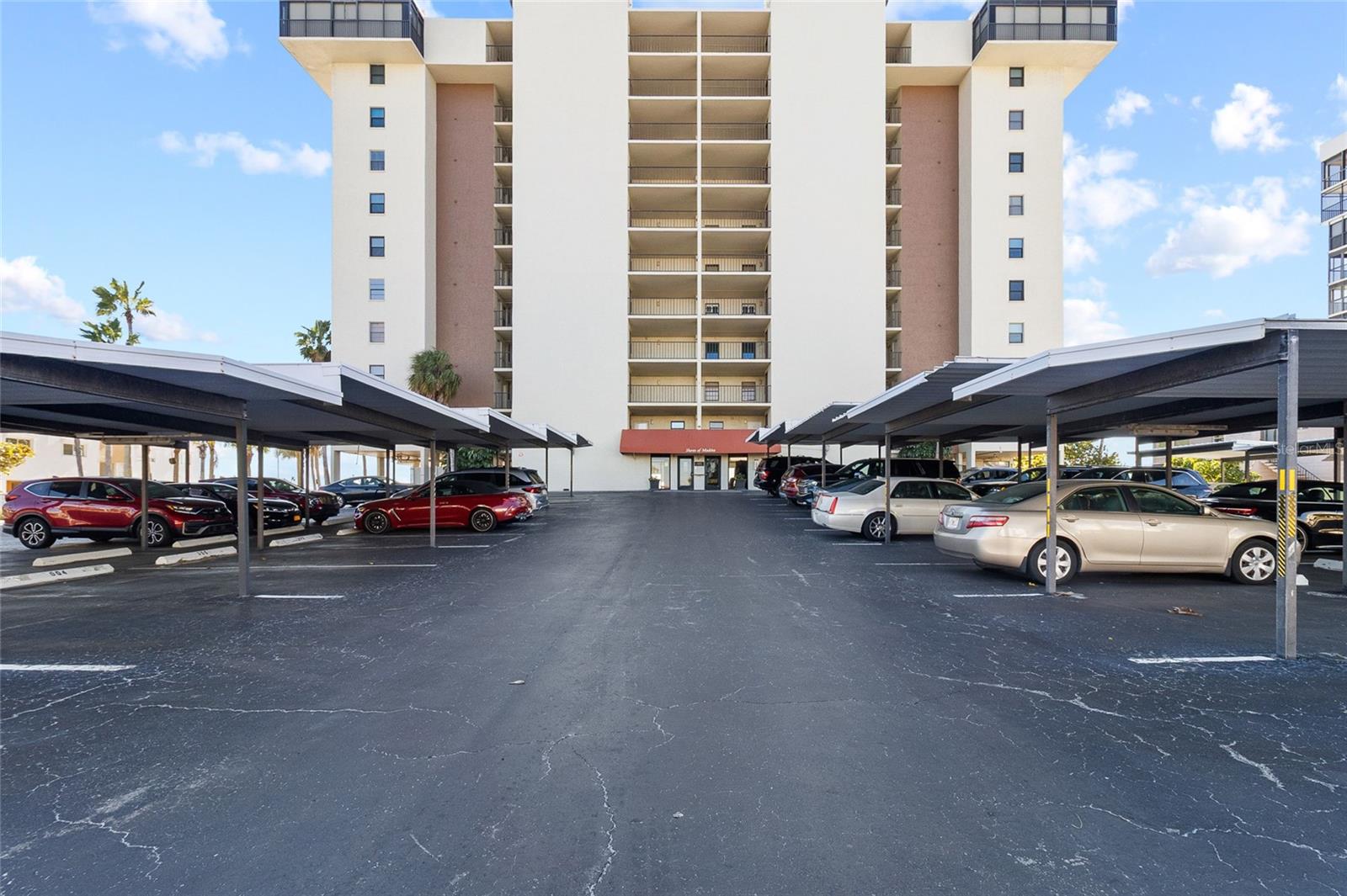 SHORES OF MADEIRA CONDO - Residential