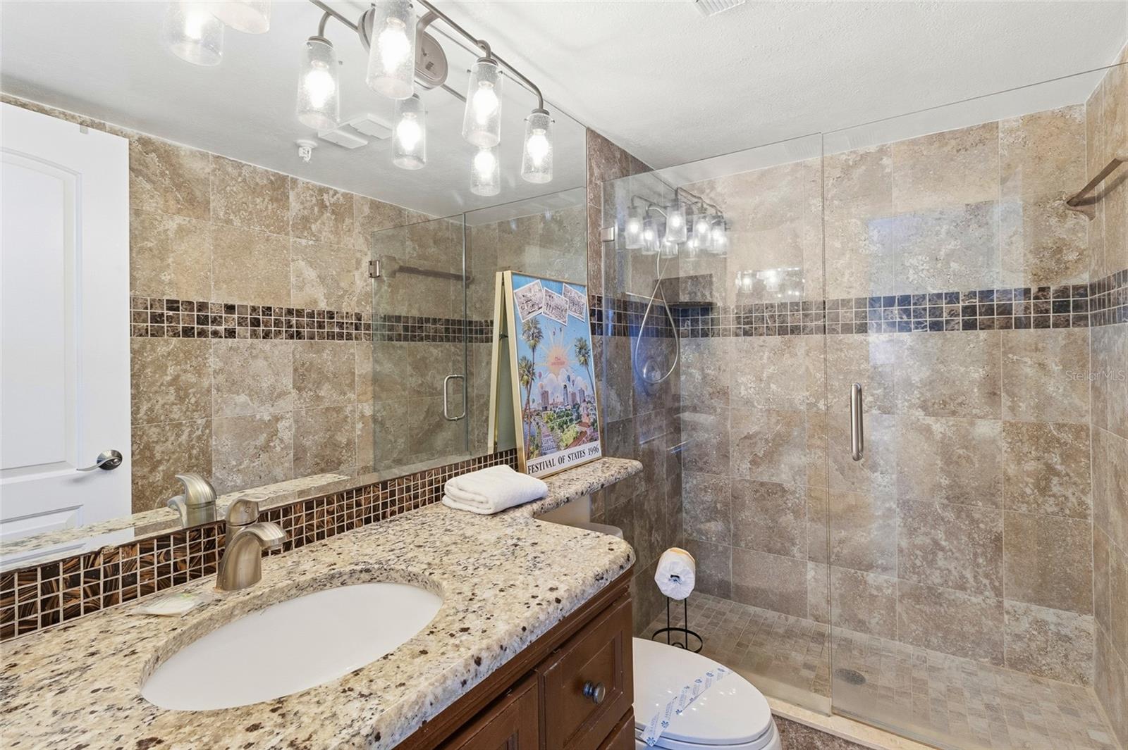 SHORES OF MADEIRA CONDO - Residential