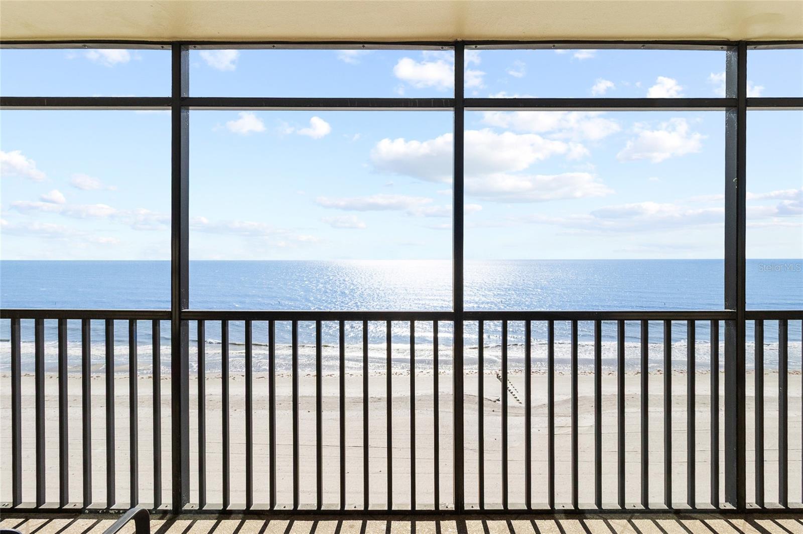 SHORES OF MADEIRA CONDO - Residential