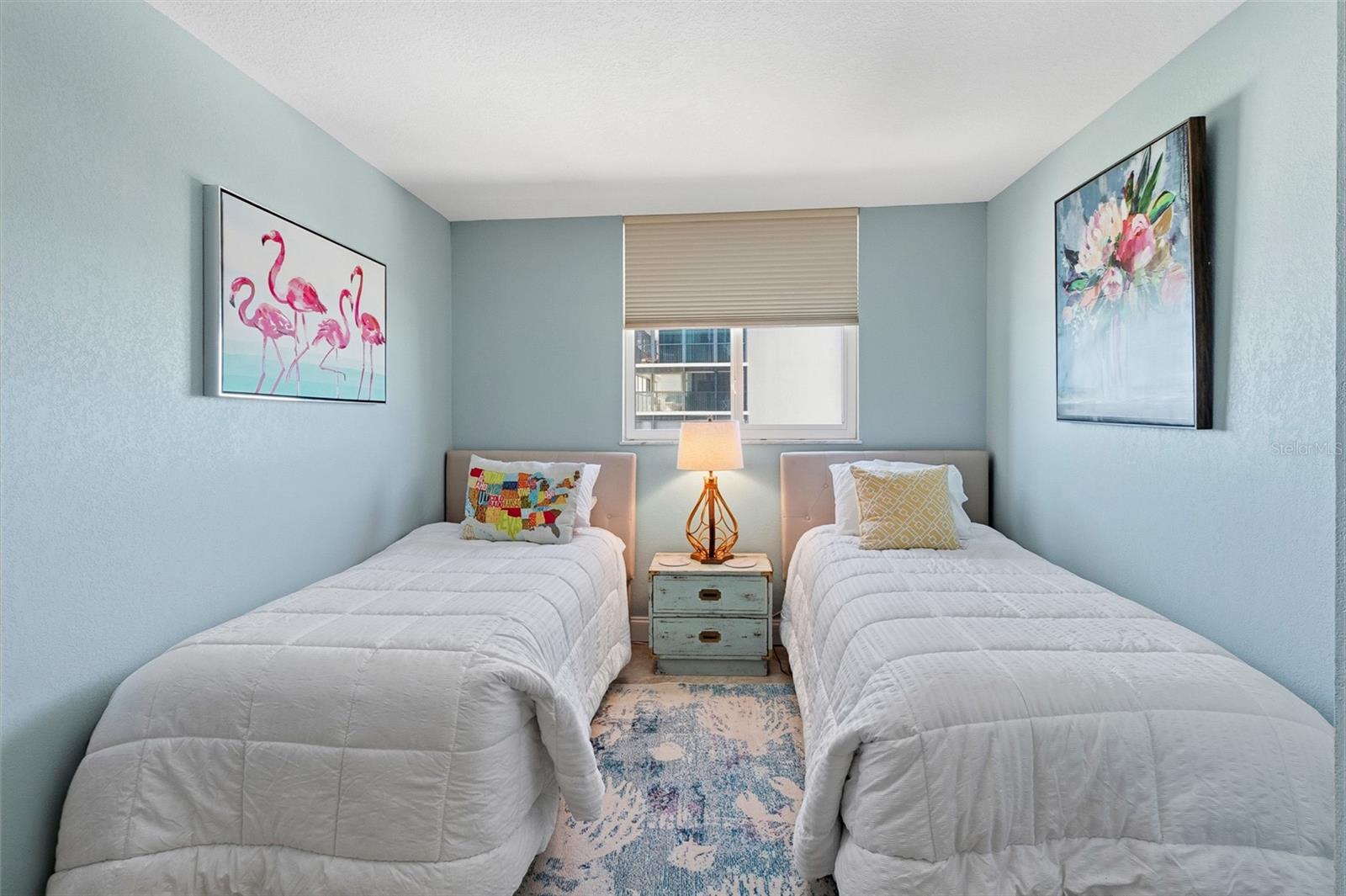 SHORES OF MADEIRA CONDO - Residential