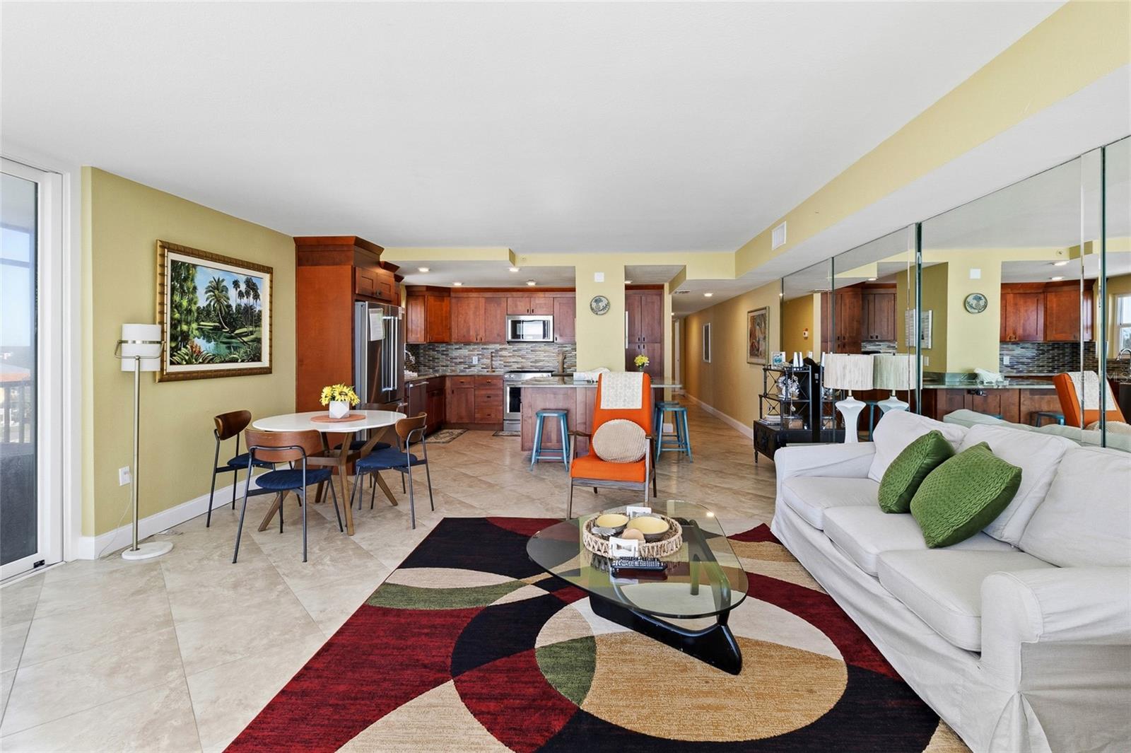 SHORES OF MADEIRA CONDO - Residential