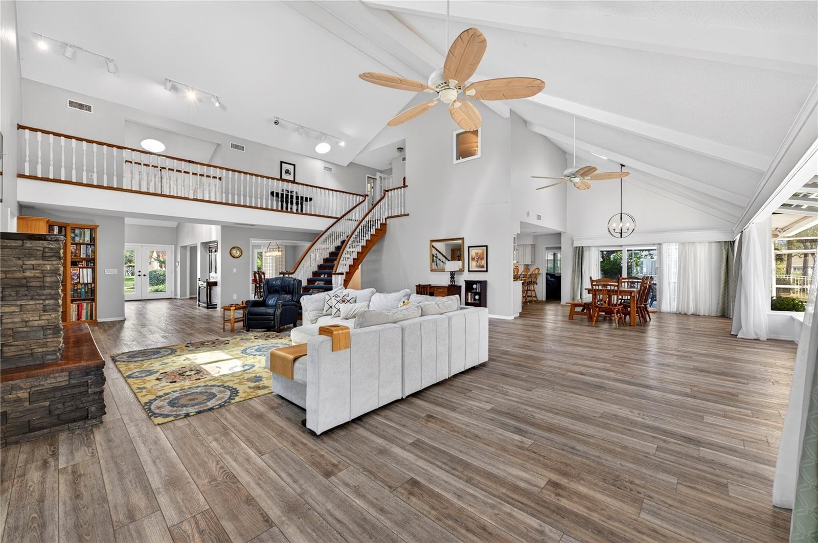 PELICAN BAY PH 03 UNIT 02 - Residential