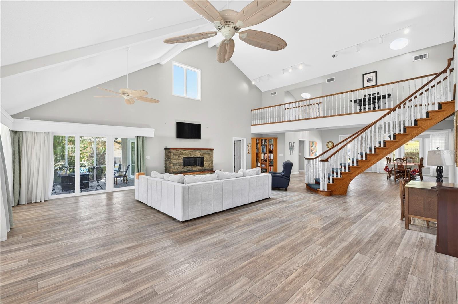 PELICAN BAY PH 03 UNIT 02 - Residential