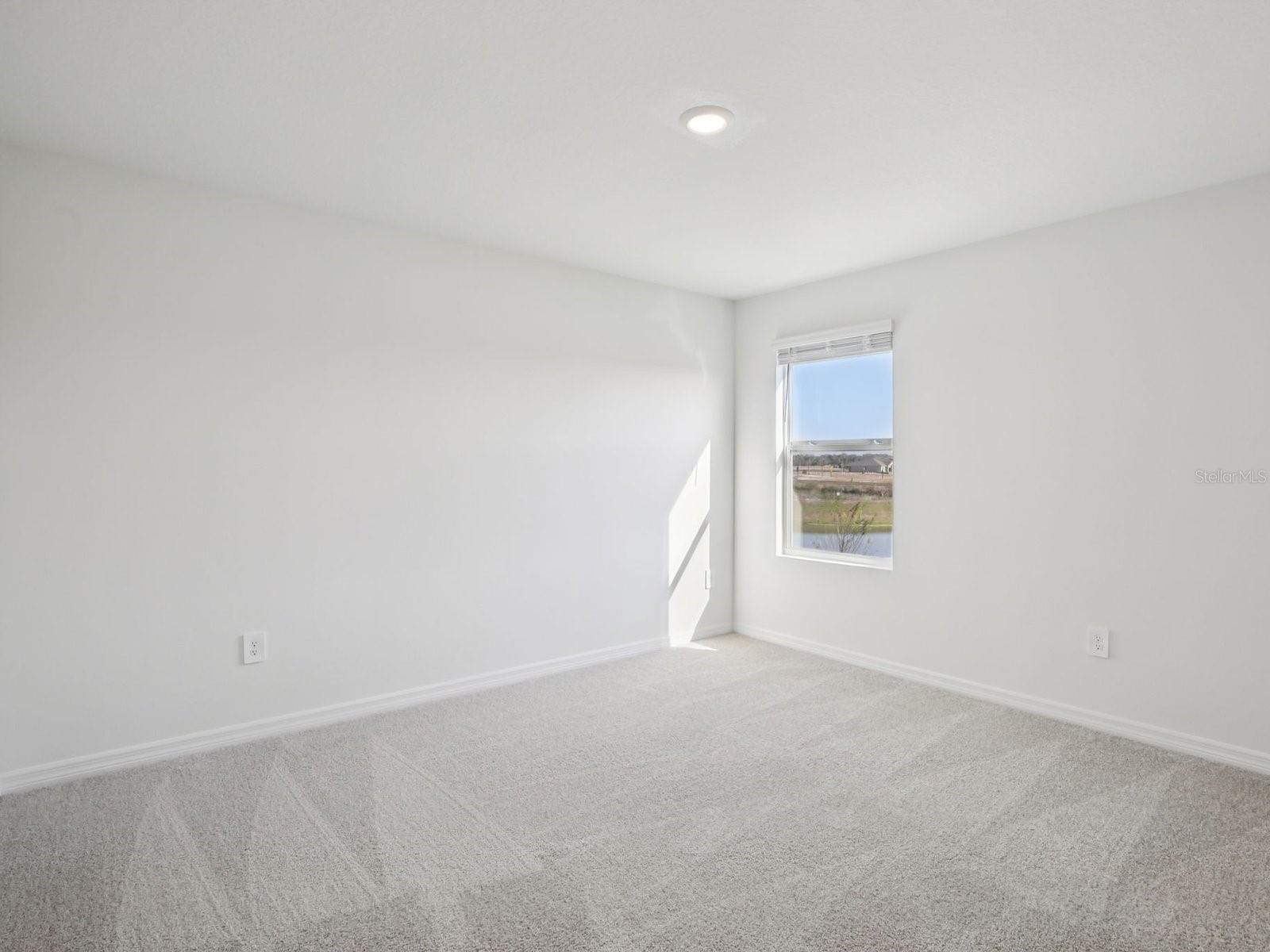 OAKFIELD TRAILS - Residential