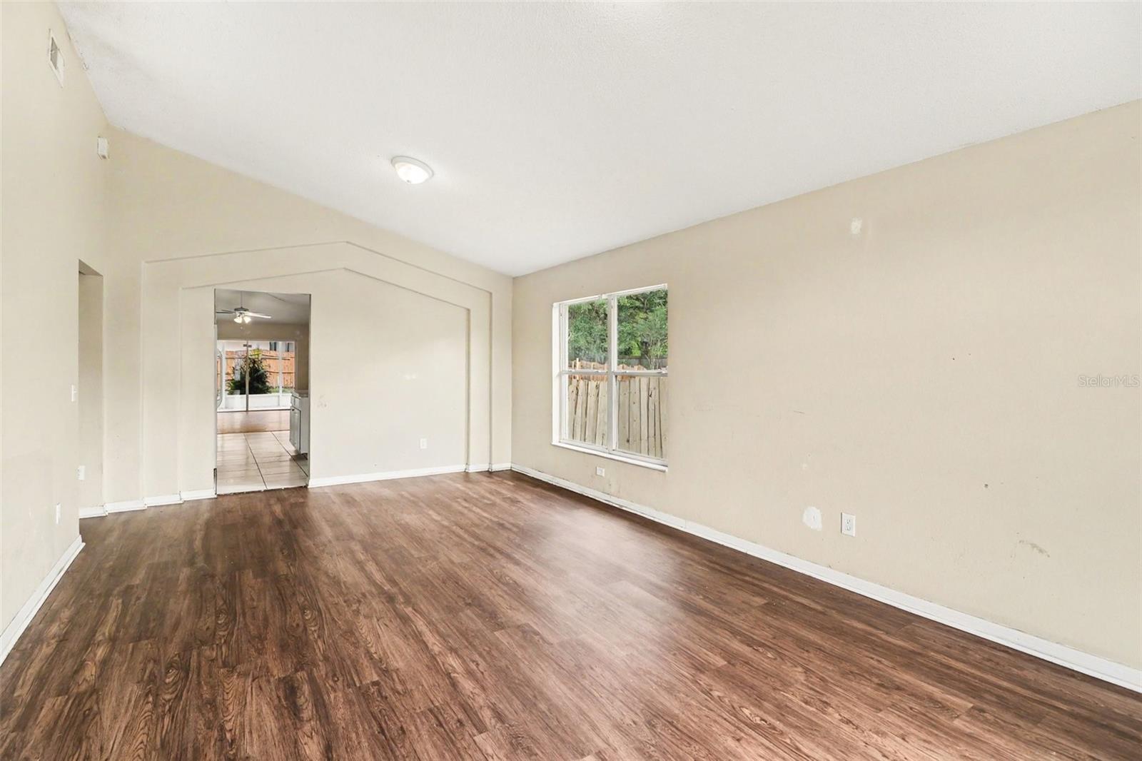PARK AVE PINES - Residential