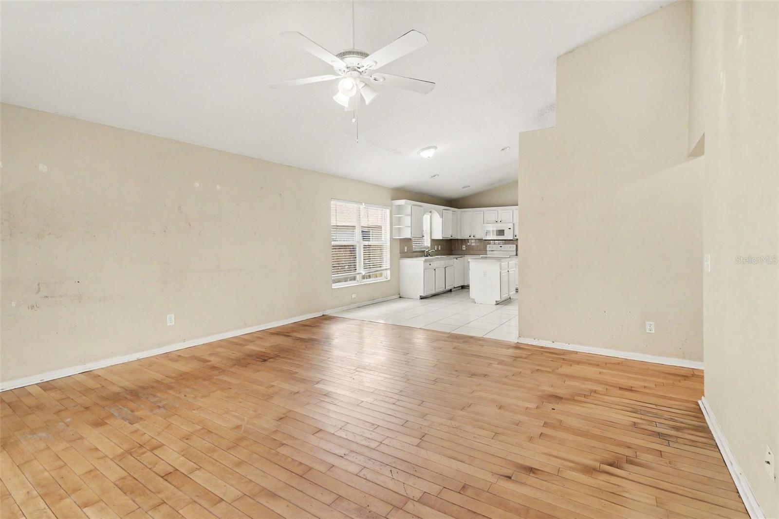 PARK AVE PINES - Residential