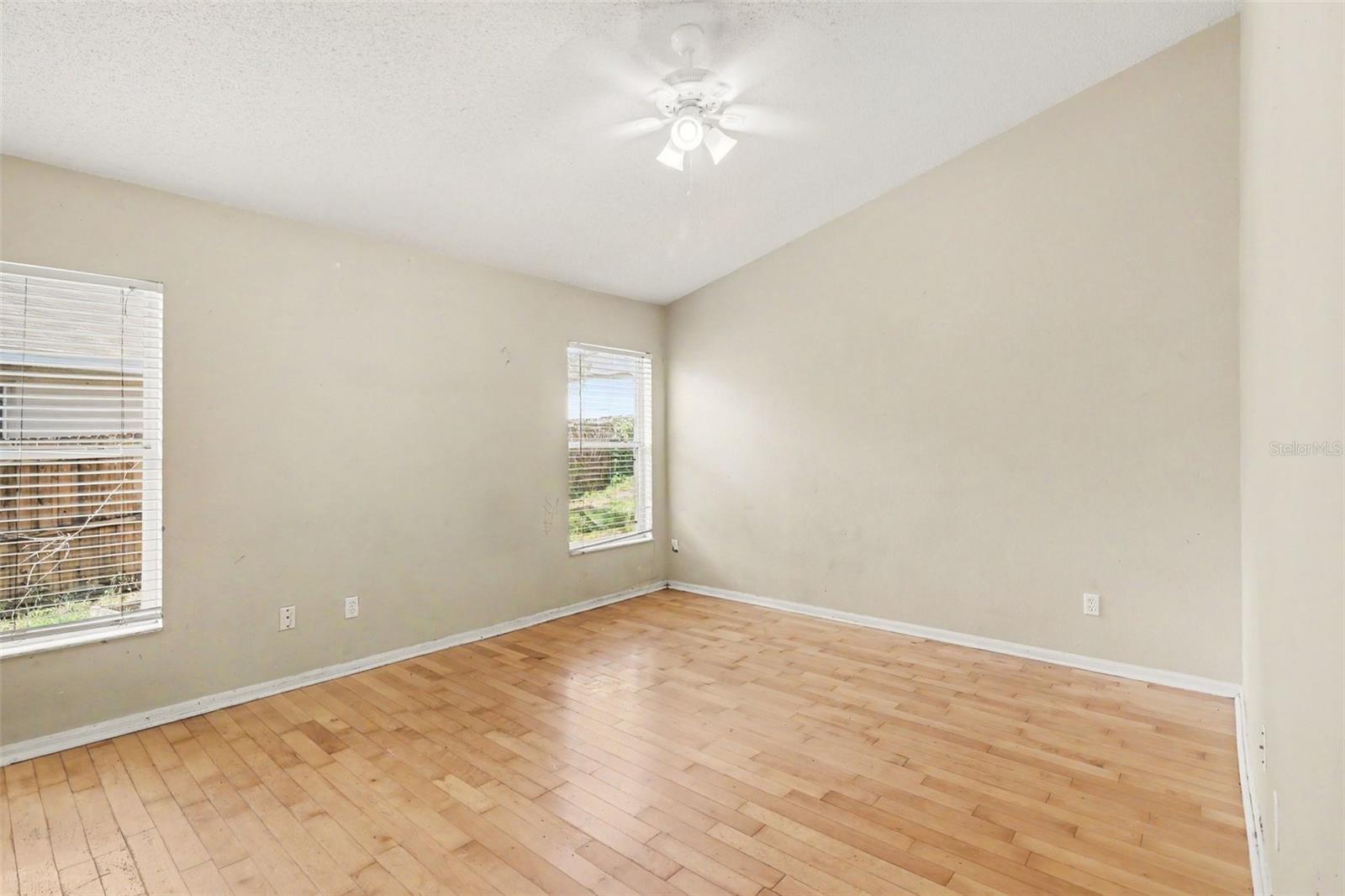 PARK AVE PINES - Residential