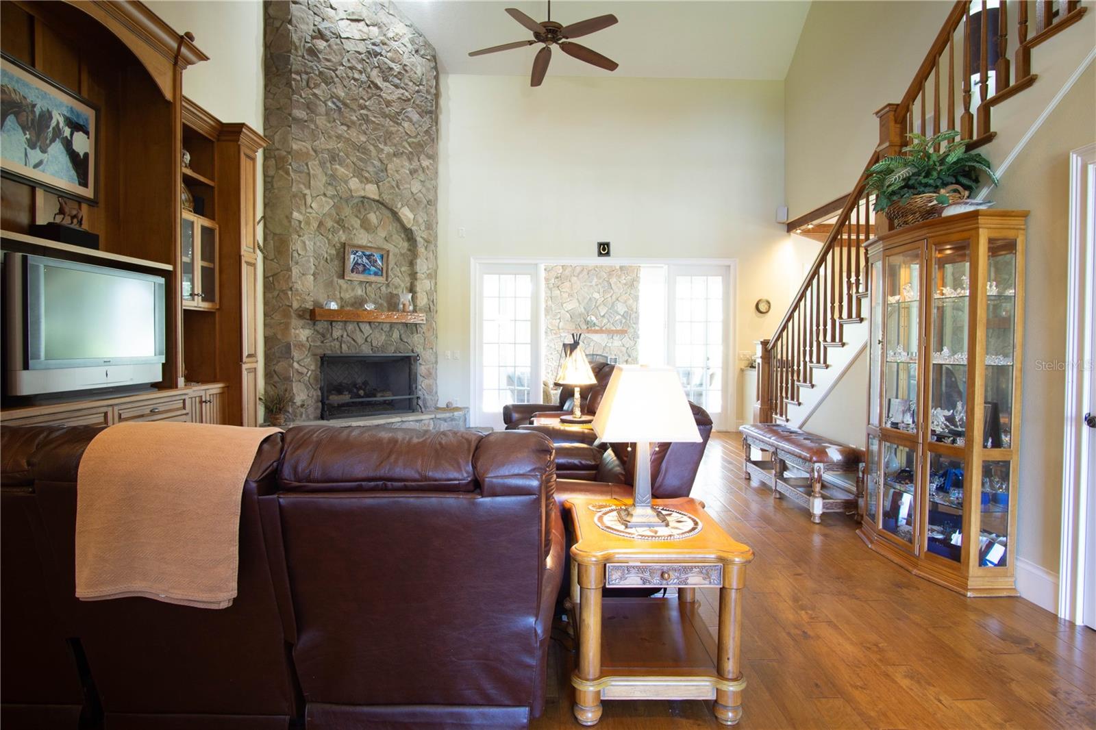 EQUINE ESTATE - Residential