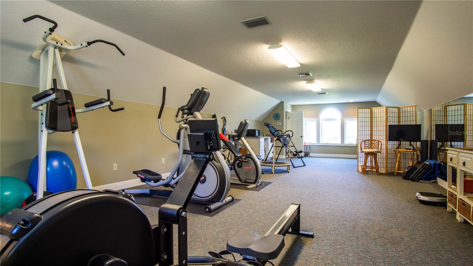 EQUINE ESTATE - Residential