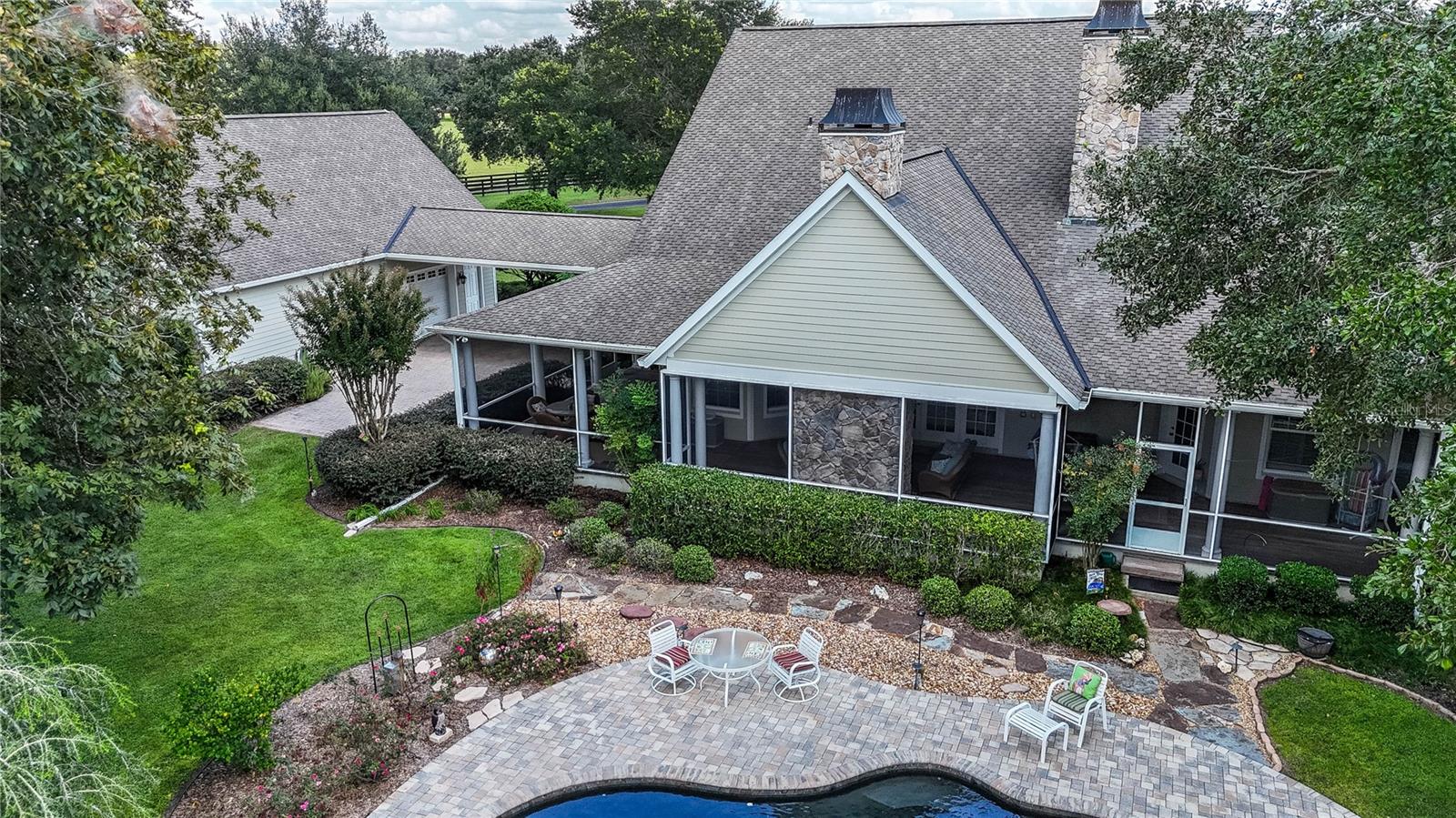 EQUINE ESTATE - Residential