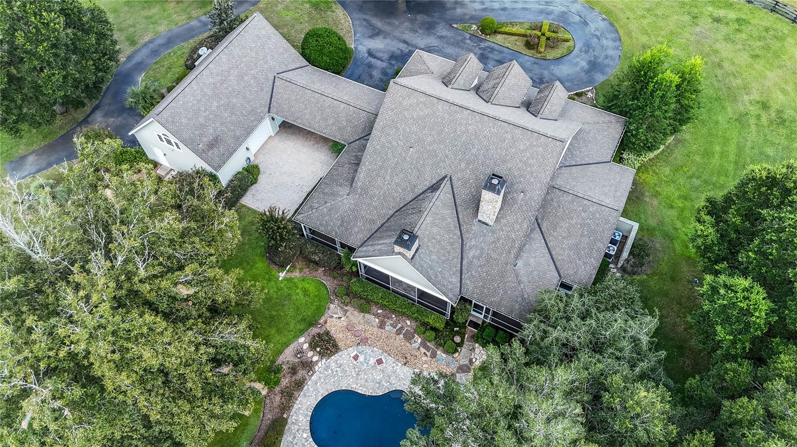 EQUINE ESTATE - Residential