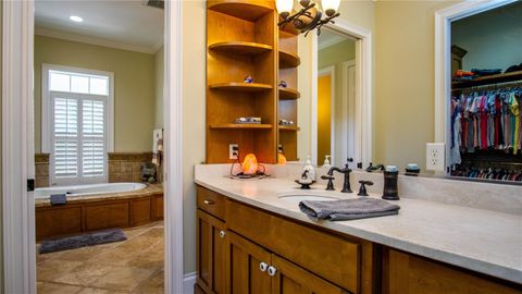 Tiny photo for 1198 SW 104th Street Road, Ocala, FL 34476 (MLS # OM709610)