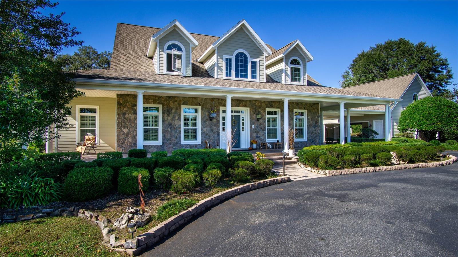 EQUINE ESTATE - Residential