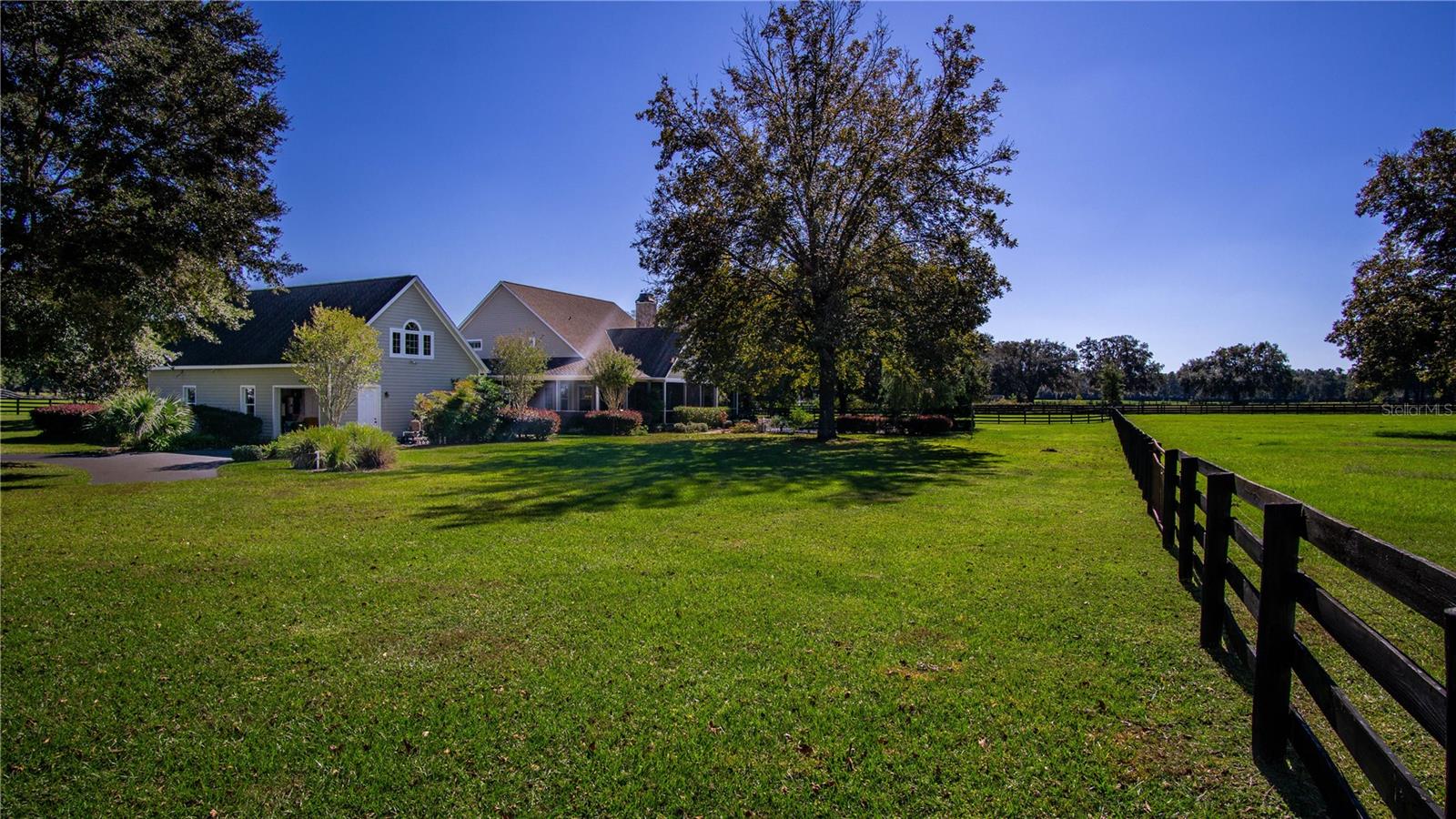 EQUINE ESTATE - Residential