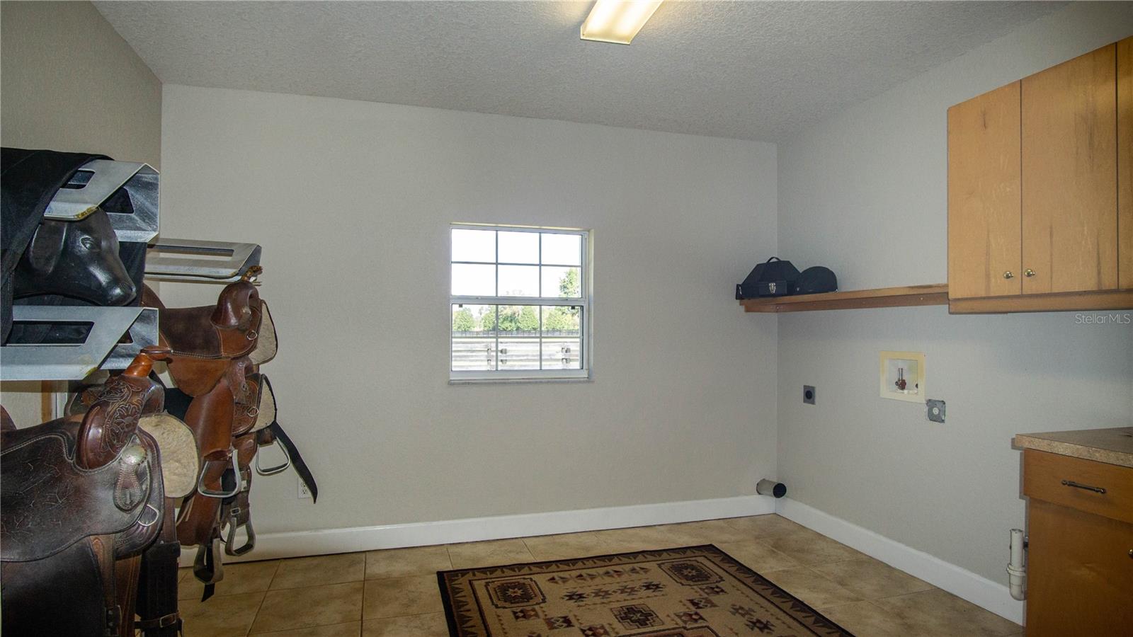 EQUINE ESTATE - Residential