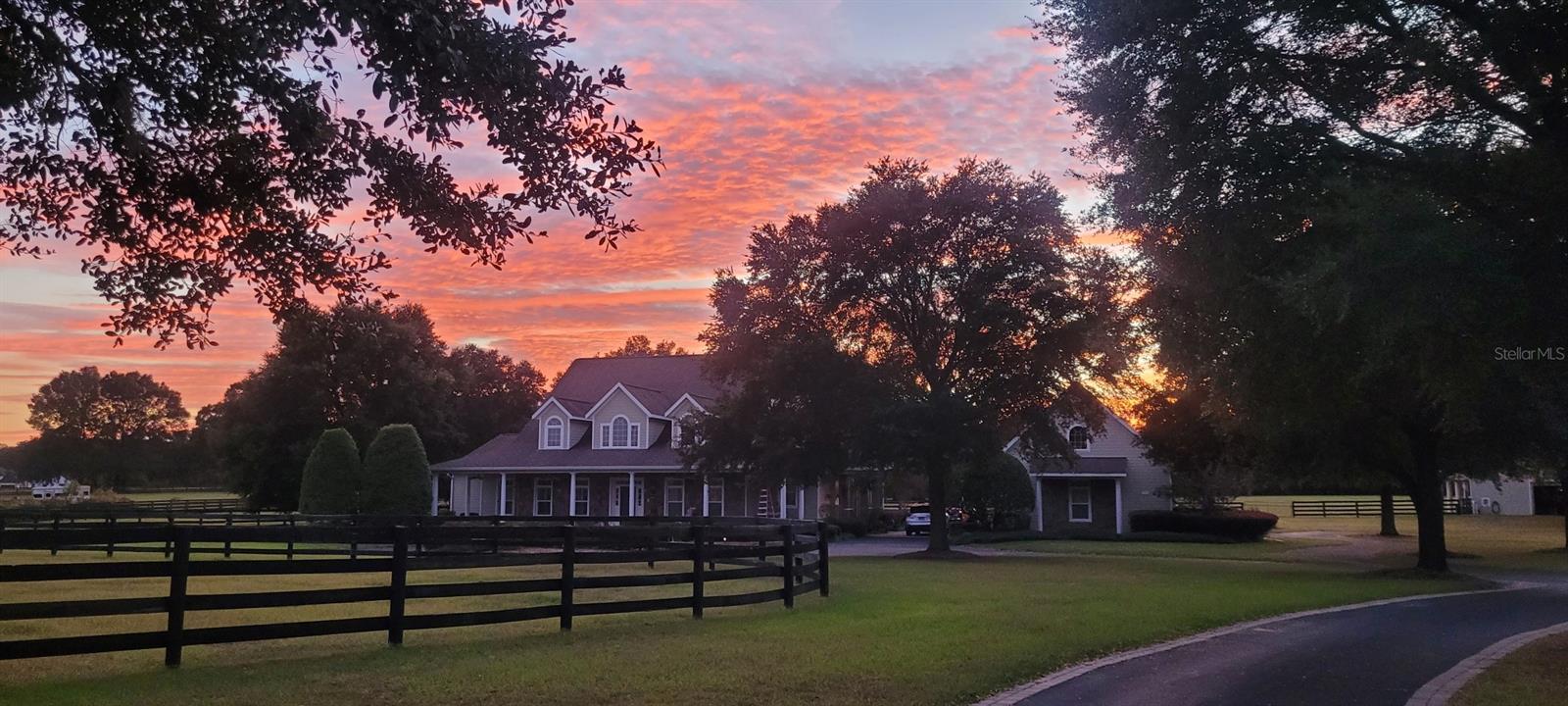 EQUINE ESTATE - Residential