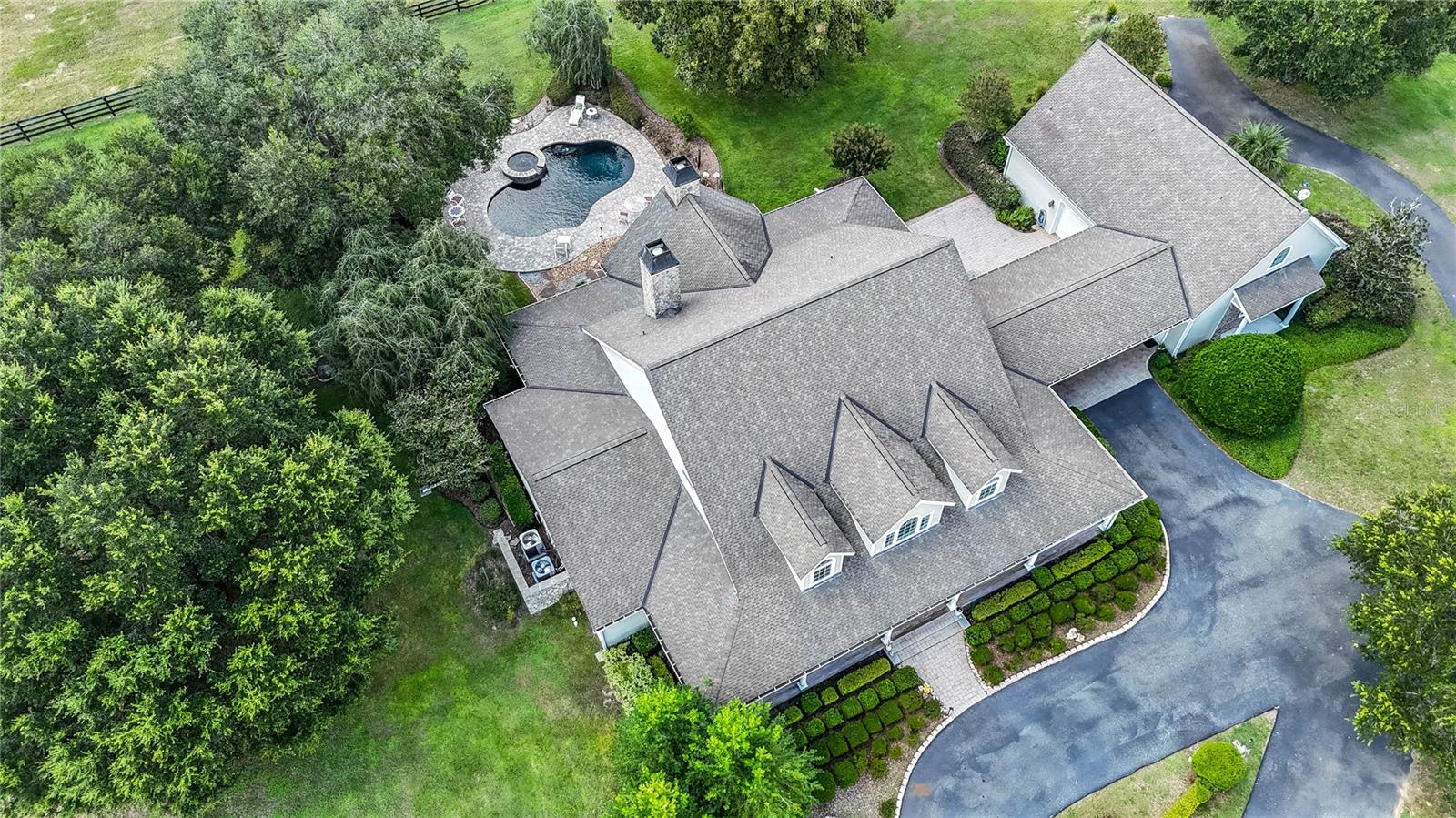 EQUINE ESTATE - Residential