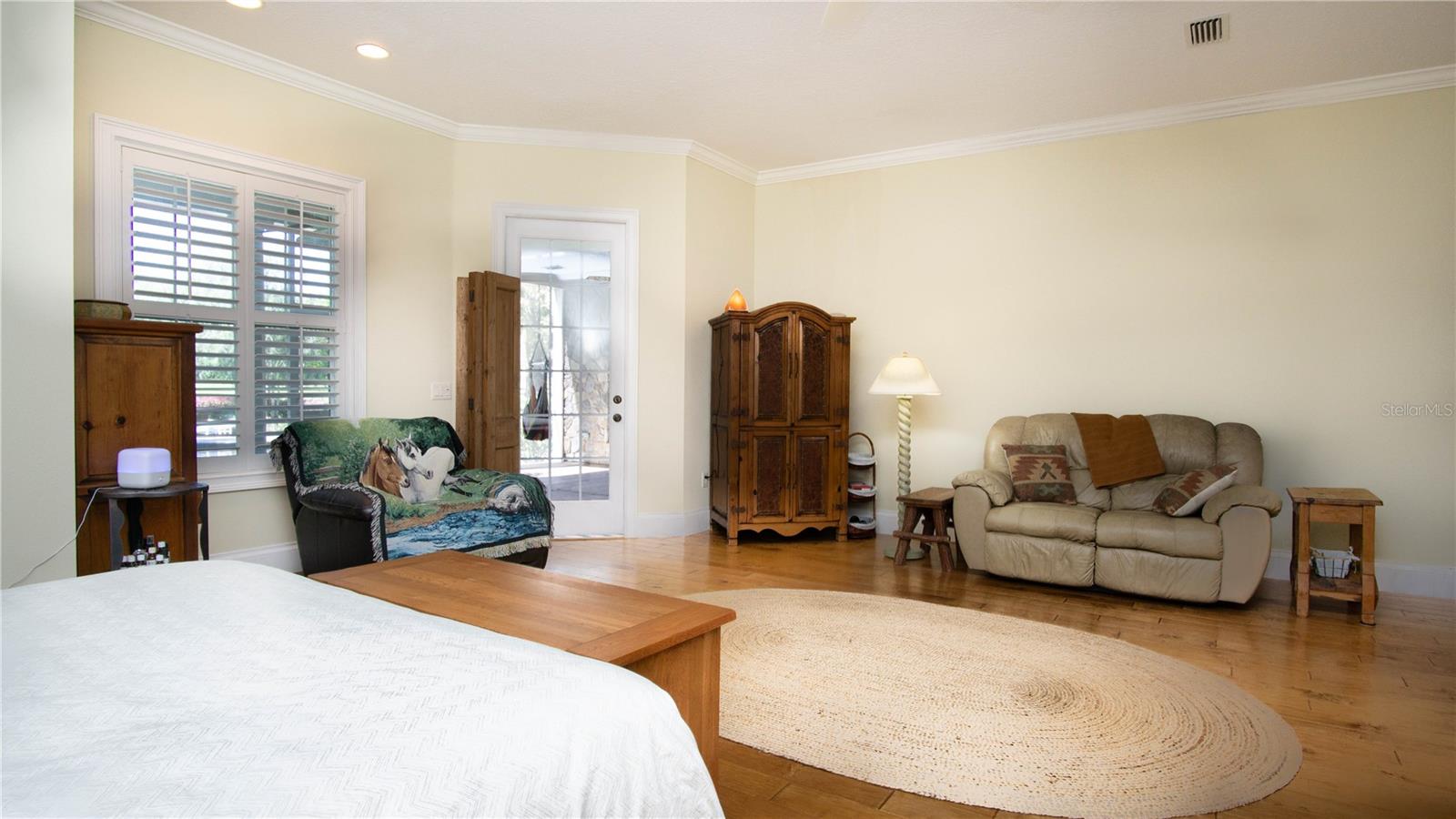 EQUINE ESTATE - Residential