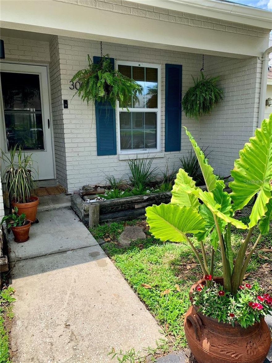 NOT FURNISHED Vacant Condo. Situated within Safety Harbor's desirable Bay Towne Villas, this 2 bedroom, 1 bath block constructed residence is located close to downtown Safety Harbor, beautiful Phillippe Park and the waterfront. The home boasts cathedral ceilings in the family room, granite kitchen countertop, newer laminate flooring throughout and an updated bathroom with newly tiled walk-in shower. Large walk-in closet within the master bedroom, and an interior washer & dryer closet located within the unit. In addition, a community pool and clubhouse. Preferable location and community amenities will surely make you feel at home. Pet Deposit if you have animal.