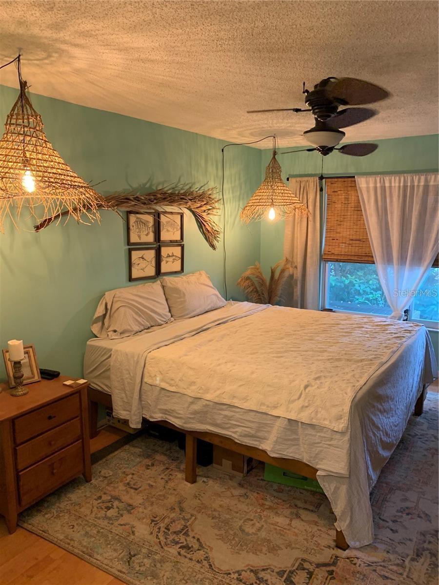 BAY TOWNE - Residential Lease