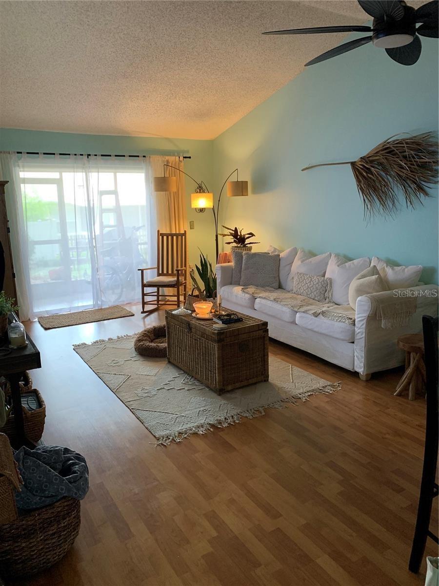 BAY TOWNE - Residential Lease