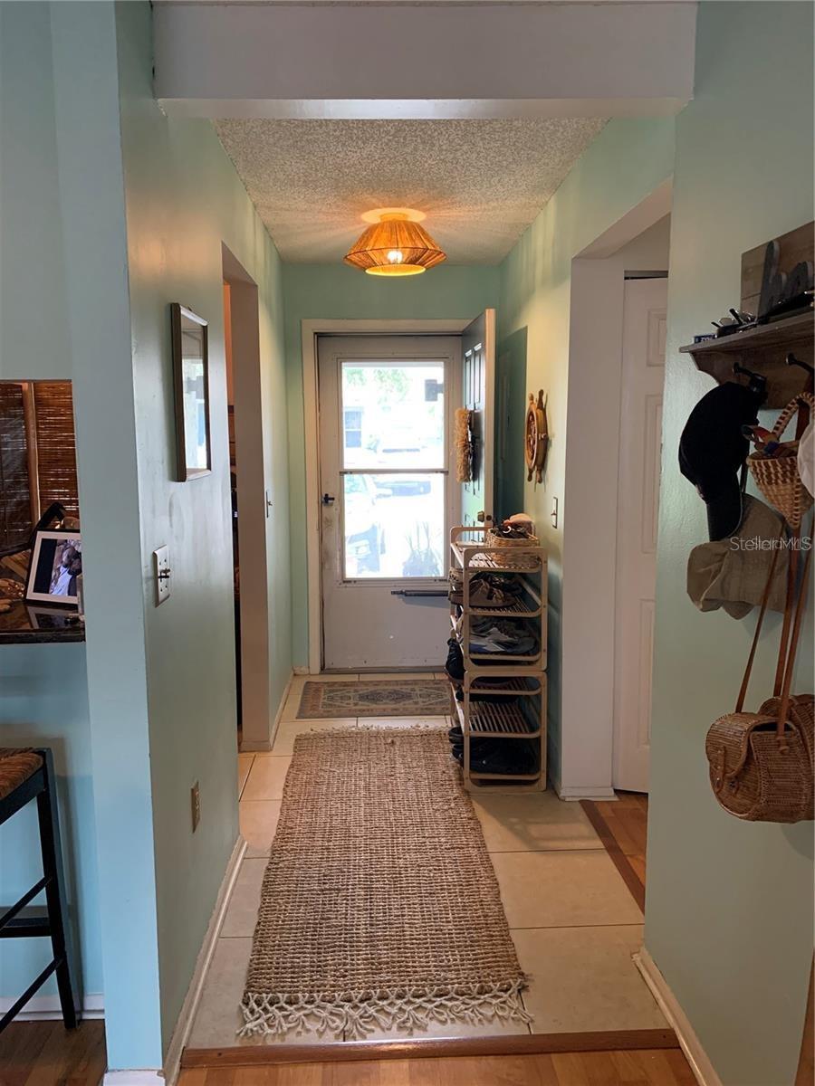 BAY TOWNE - Residential Lease