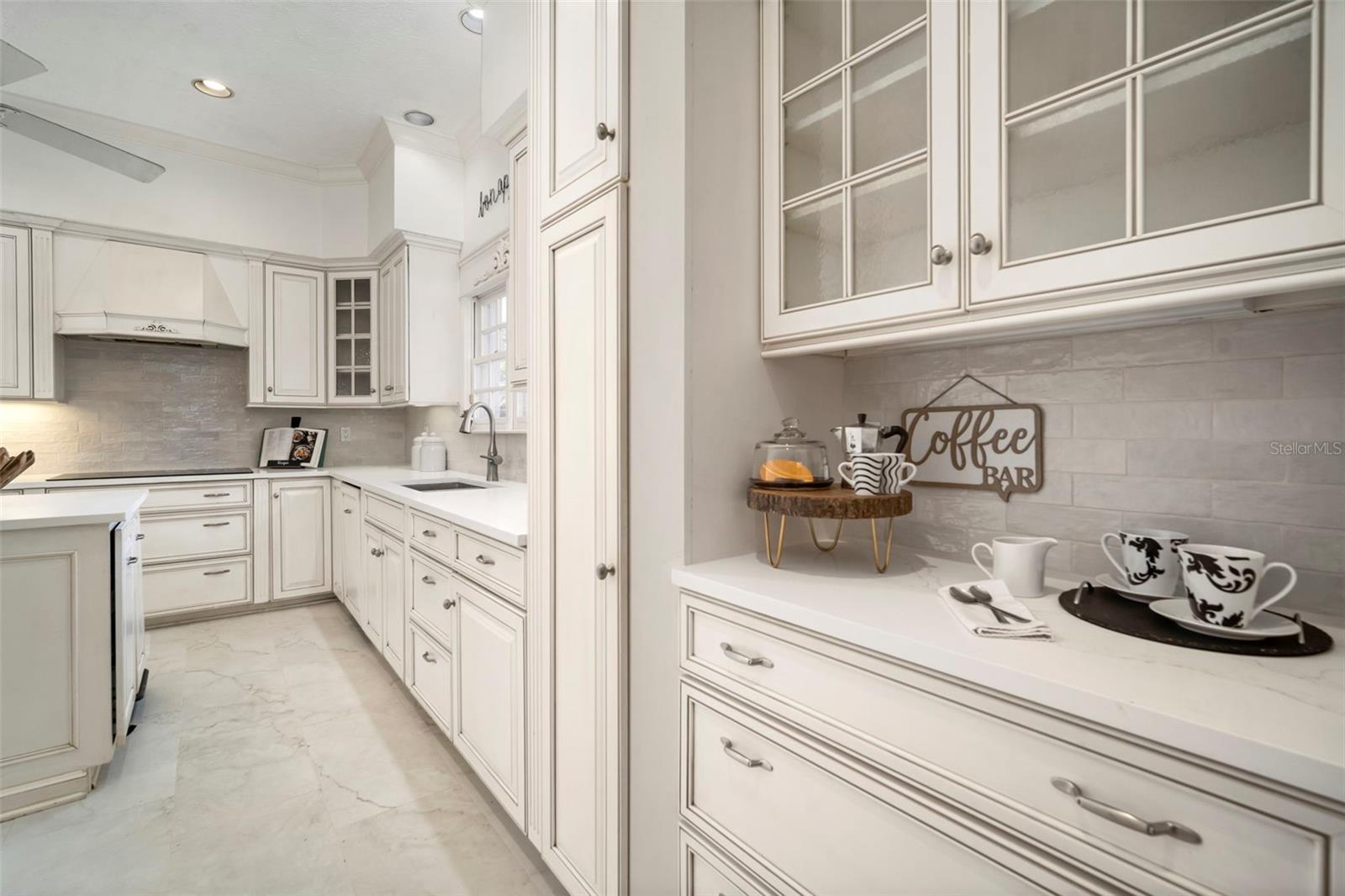 BEACH PARK UNIT 8 REP - Residential