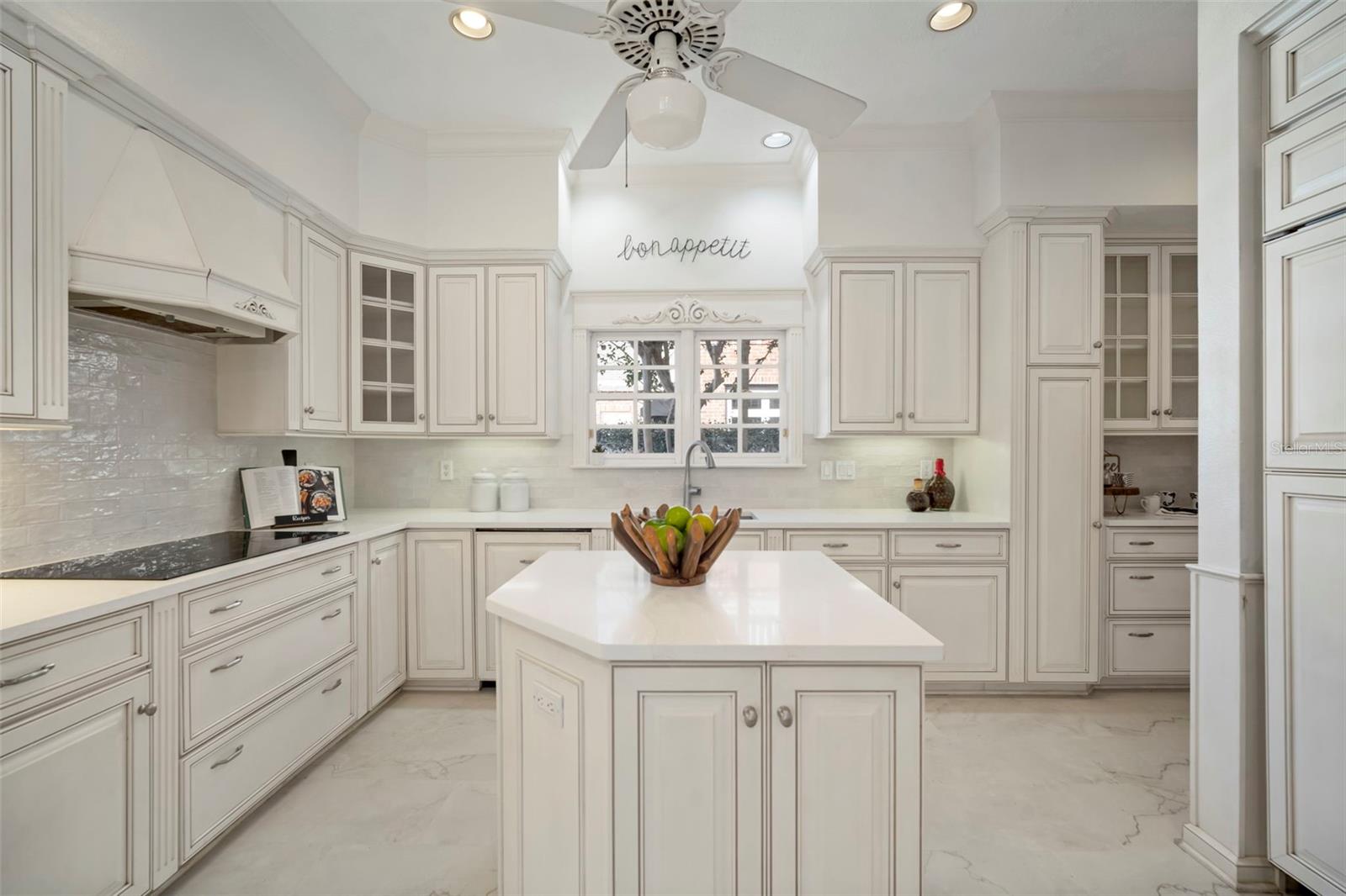 BEACH PARK UNIT 8 REP - Residential