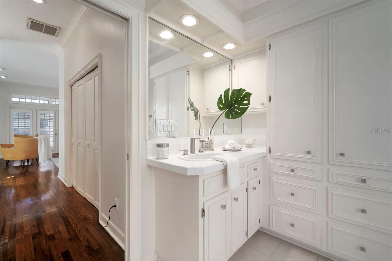 BEACH PARK UNIT 8 REP - Residential