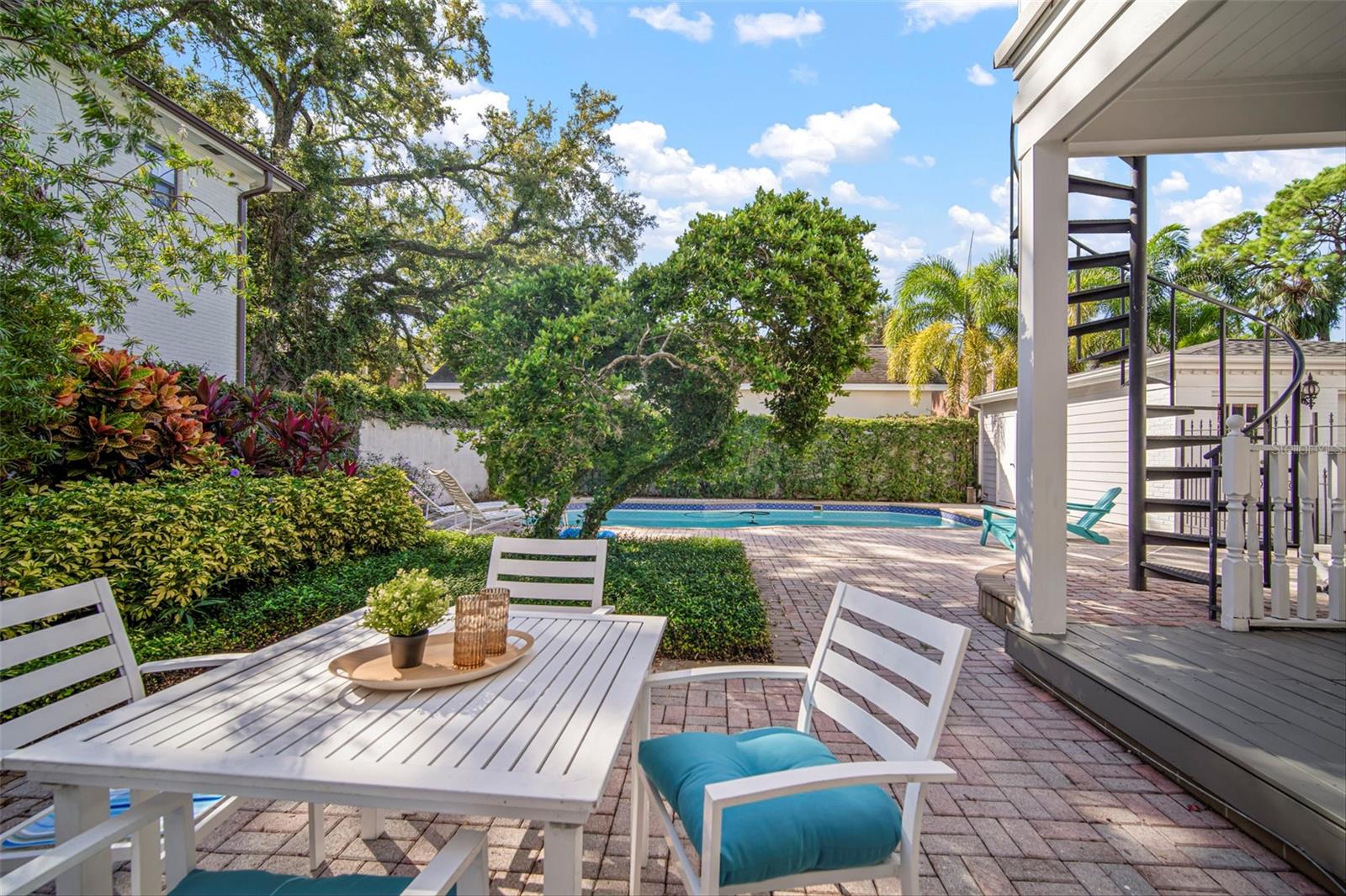 BEACH PARK UNIT 8 REP - Residential