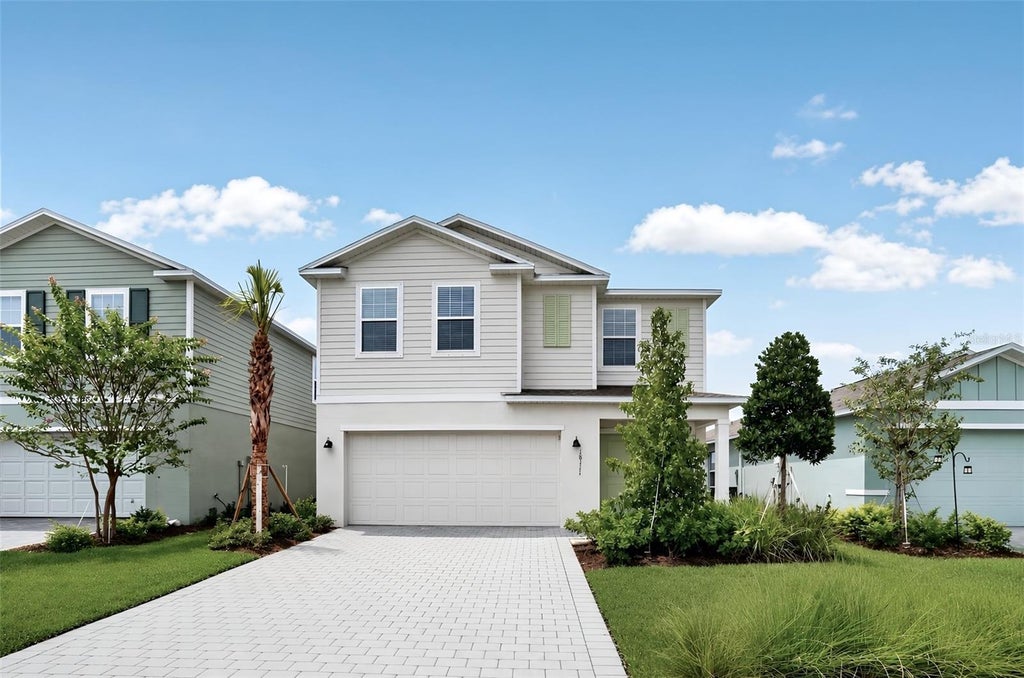 Photo of 18111 Mellon Street, Parrish, FL 34219 (MLS # A4710374)