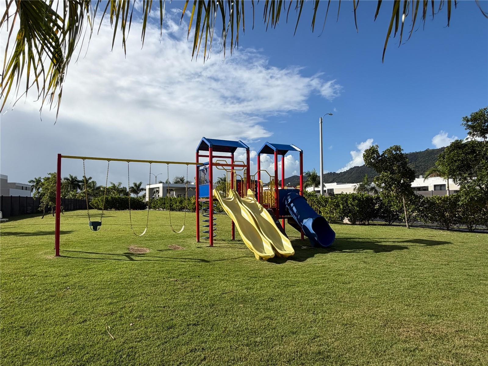 URB. RIVER TERRACE AT URB CIUDAD JARDÍN GURABO - Residential