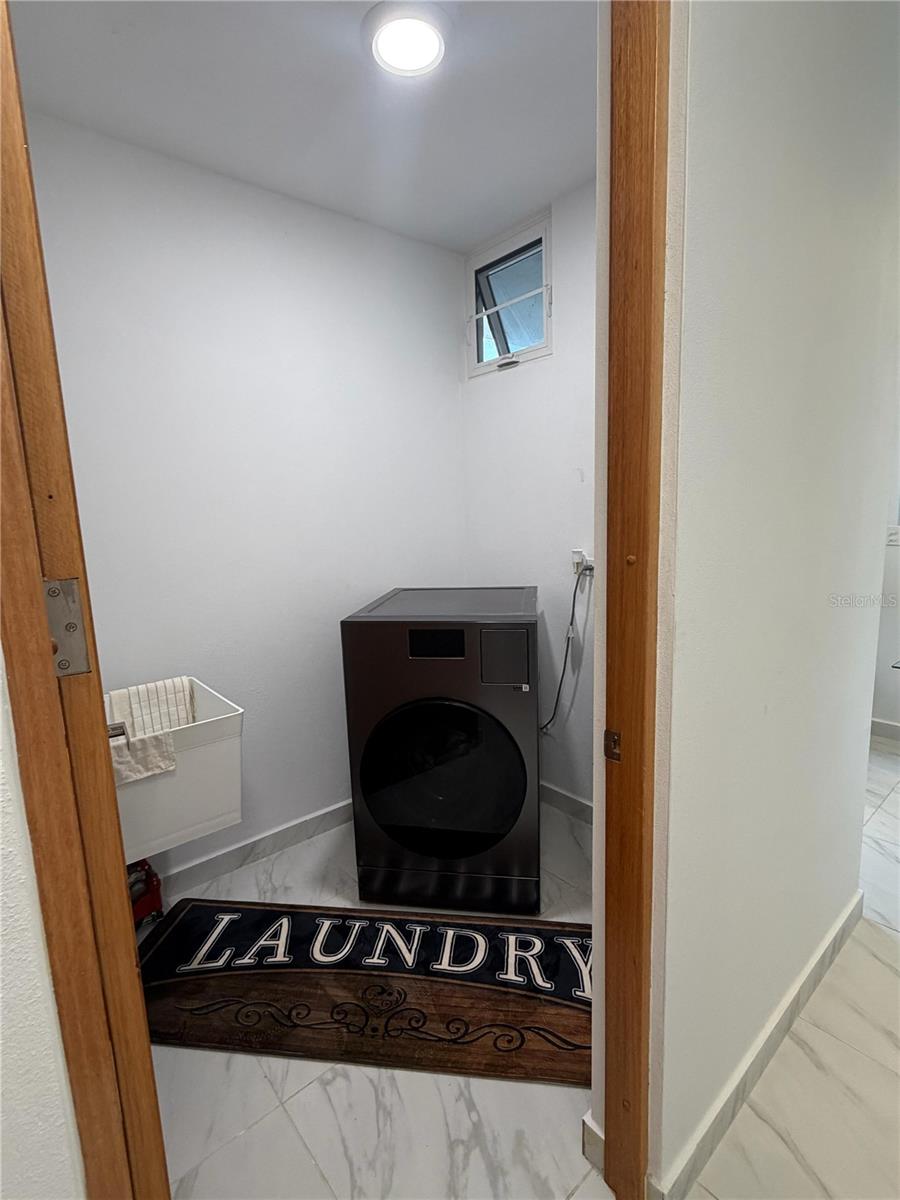 URB. RIVER TERRACE AT URB CIUDAD JARDÍN GURABO - Residential