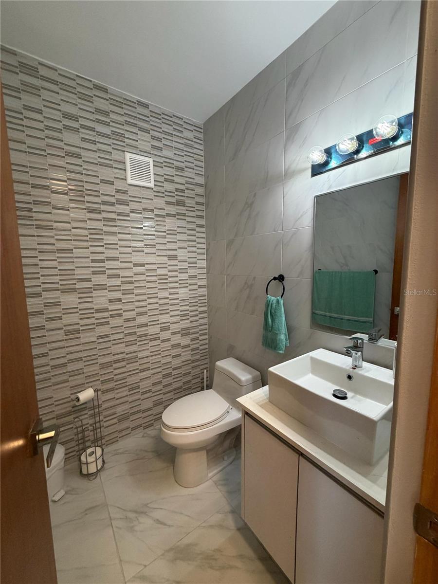 URB. RIVER TERRACE AT URB CIUDAD JARDÍN GURABO - Residential