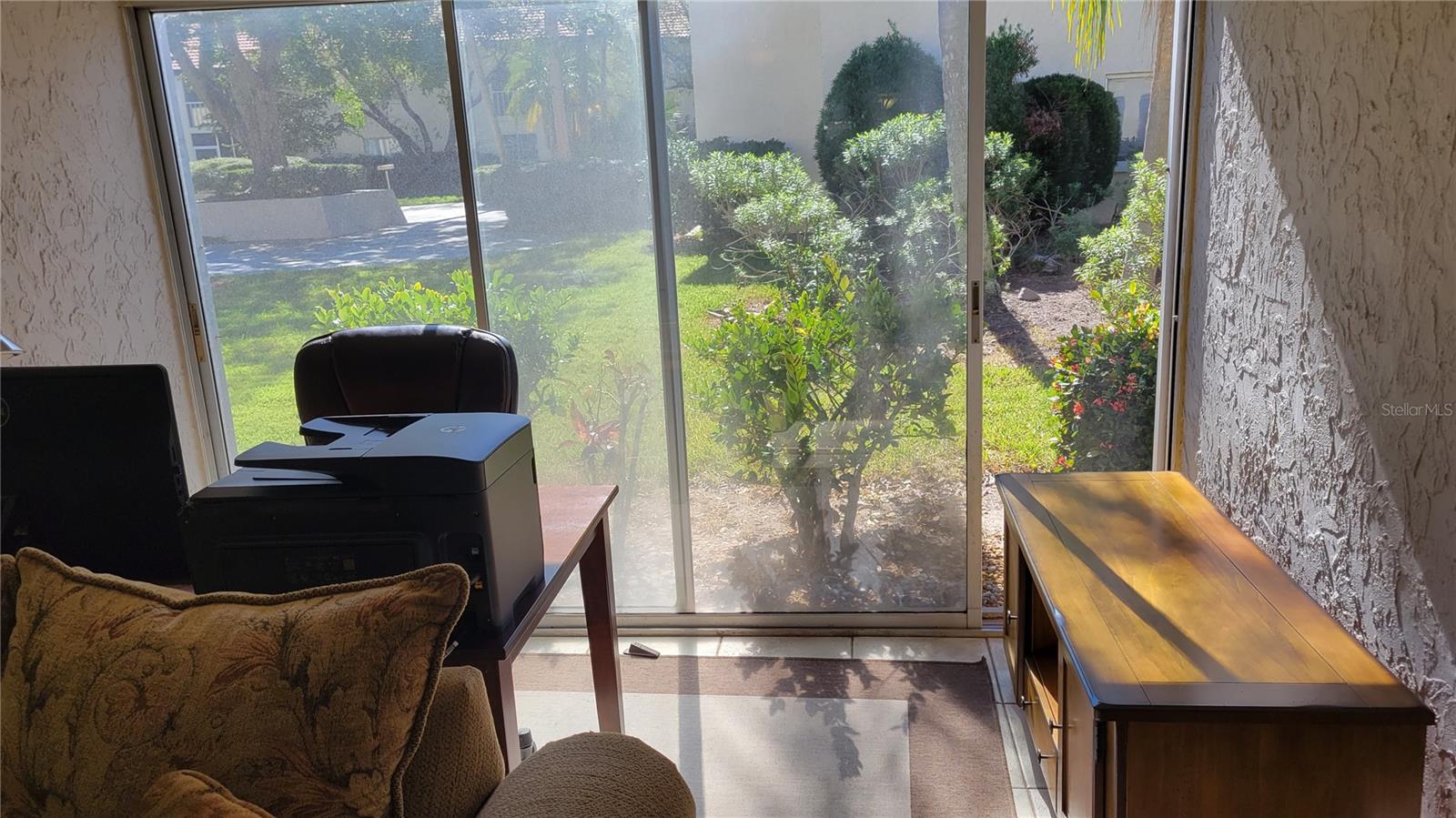 VLG PLAZA SEC 3 - Residential Lease