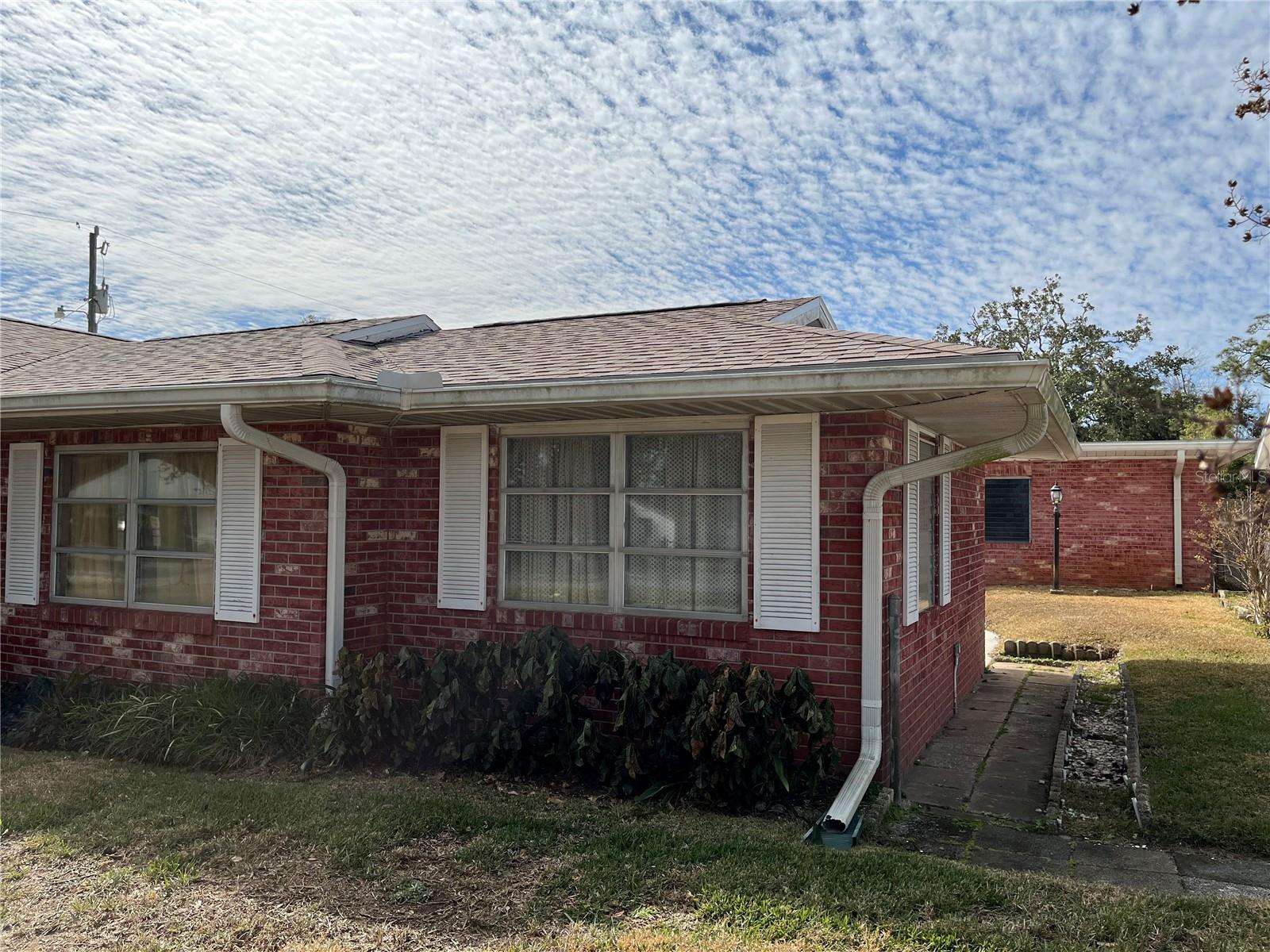 2004 S RIVERSIDE DRIVE