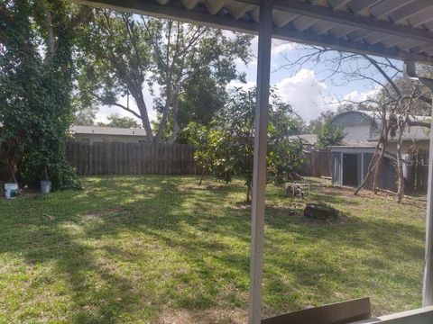 A home in WINTER HAVEN