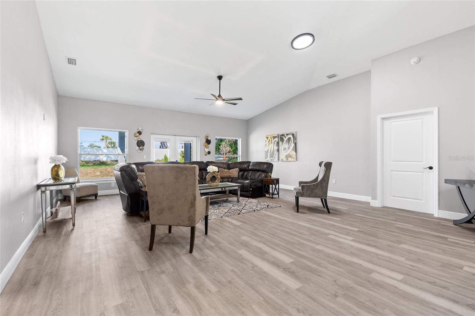 1738 PALM ROAD