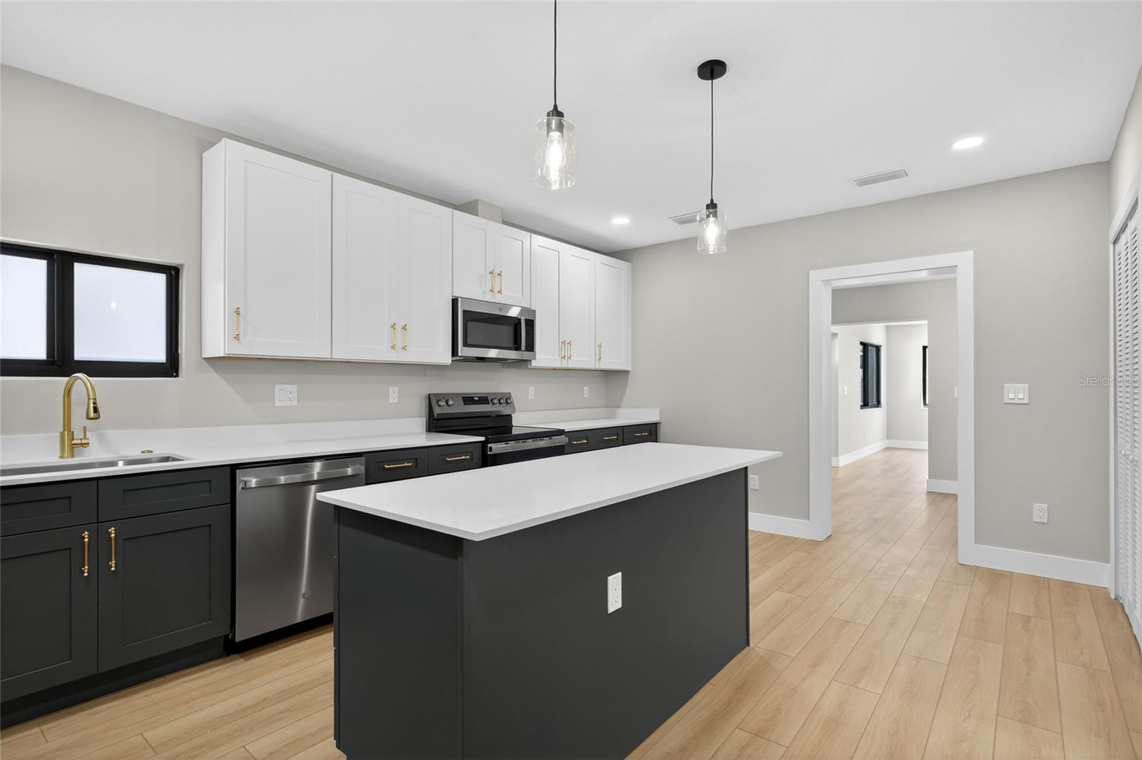 GANDY BLVD PARK 2ND ADD - Residential