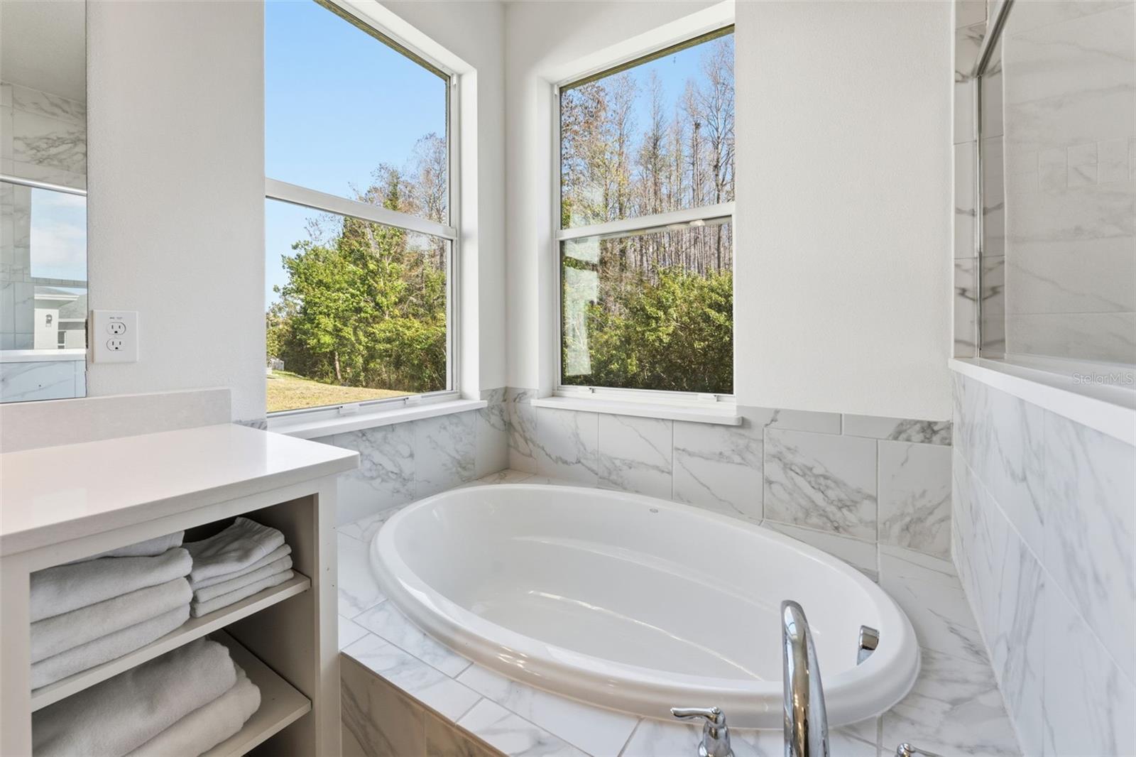 LAKESHORE RANCH PH I - Residential