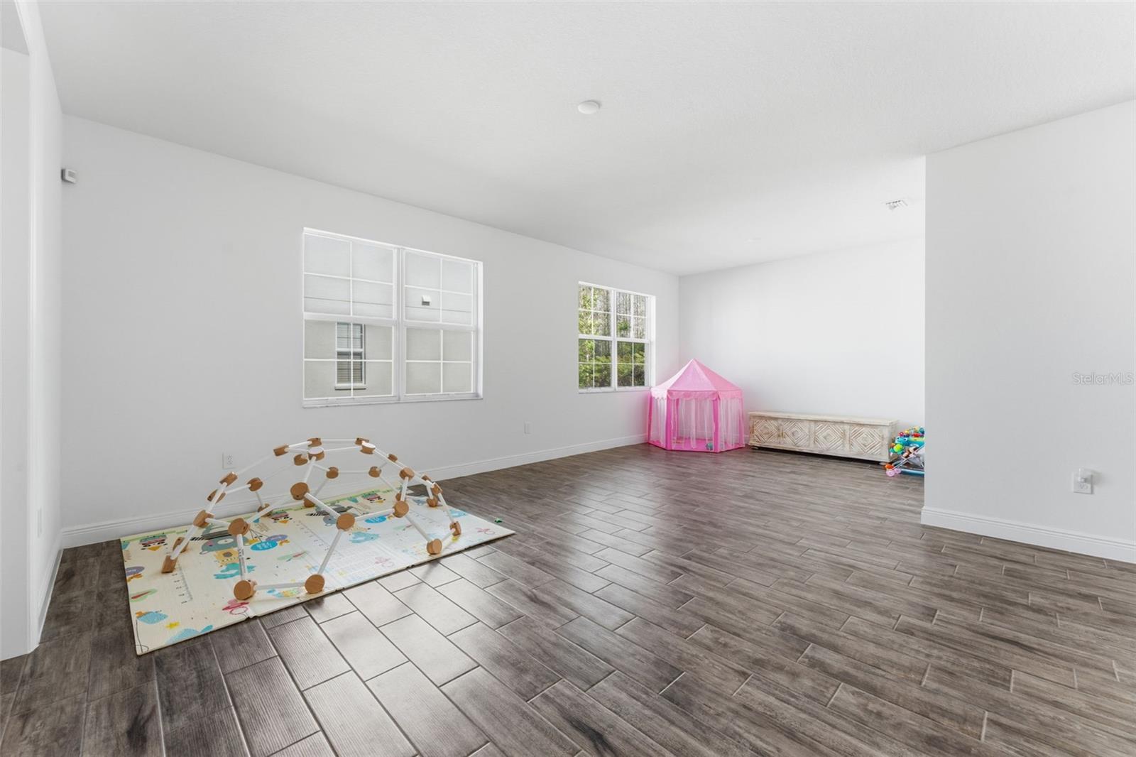 LAKESHORE RANCH PH I - Residential