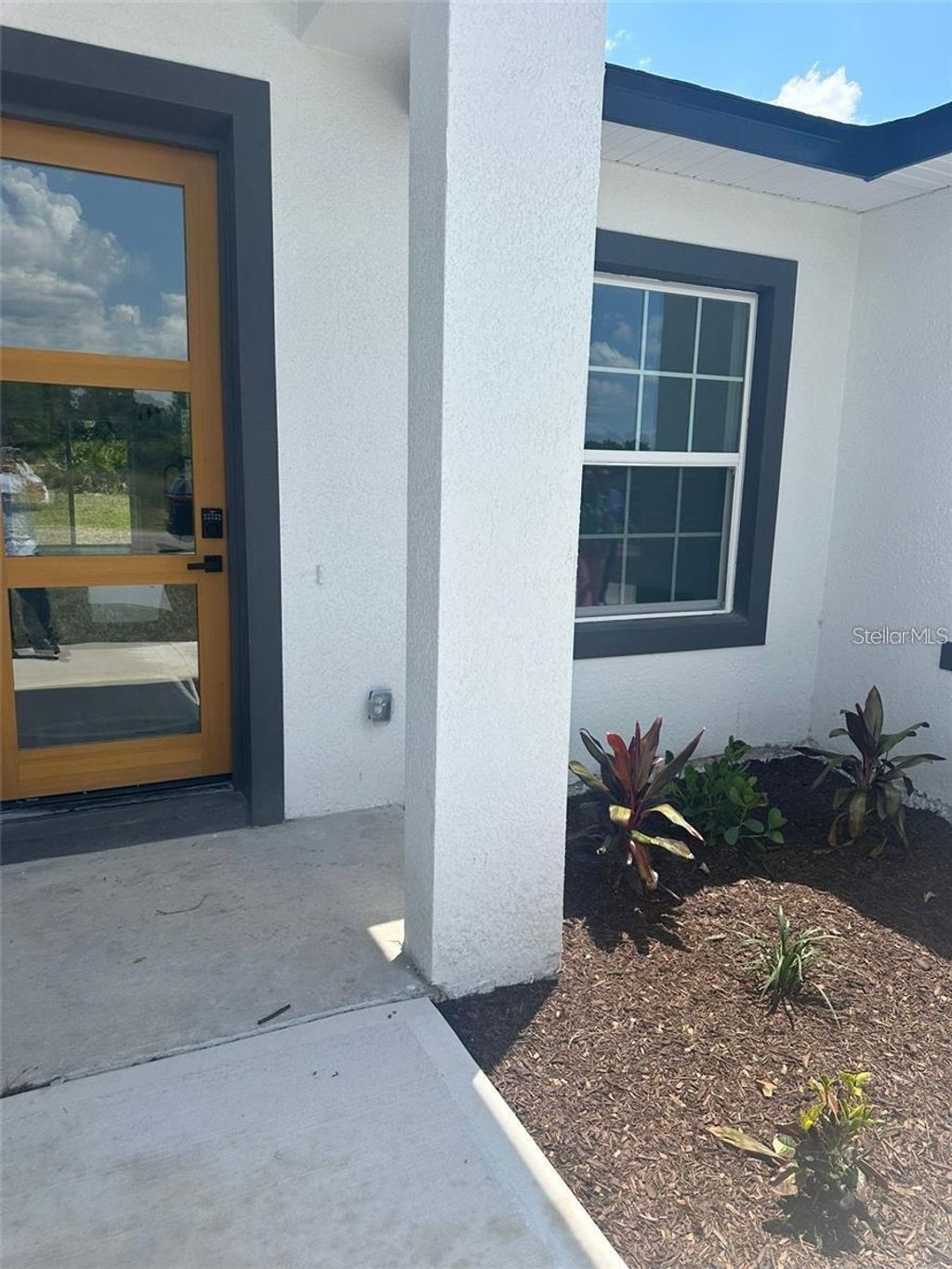 Photo of 5842 SW 154th Lane Road, Ocala, FL 34473 (MLS # O6384002)