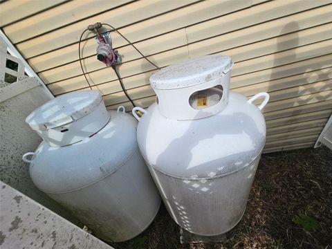 Tiny photo for 14551 NE 210th Court Road, Fort Mccoy, FL 32134 (MLS # OM715860)