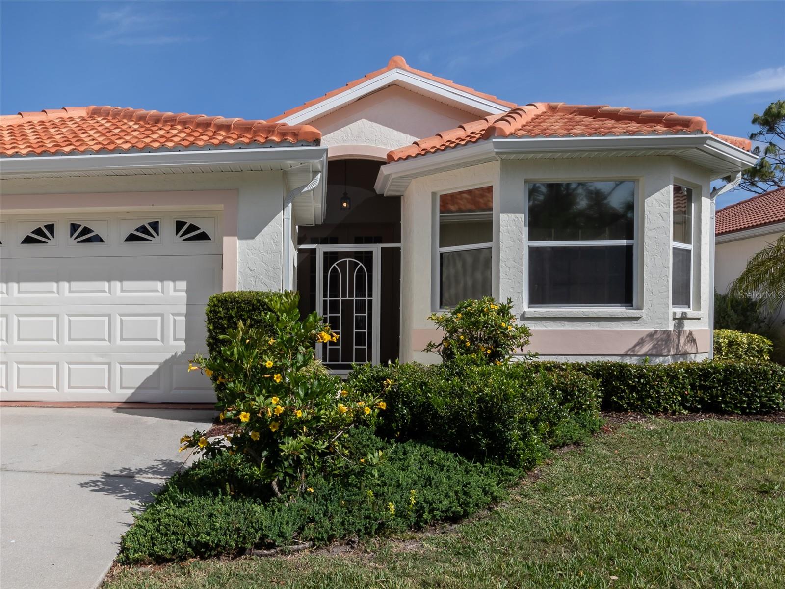 4831 SUMMERTREE ROAD