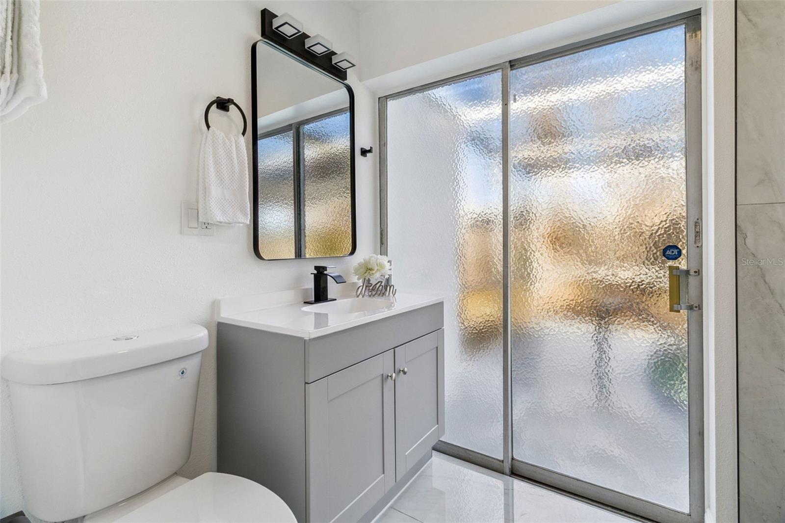 GATEWAY UNIT 01 - Residential