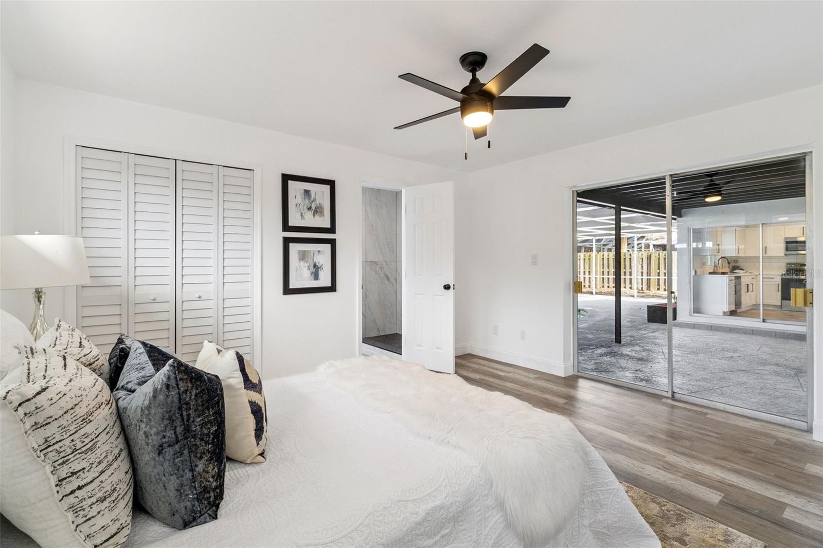 GATEWAY UNIT 01 - Residential